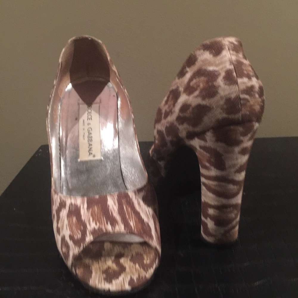 VINTAGE DOLCE & GABBANA animal print HEELS - Picture 4 of 8